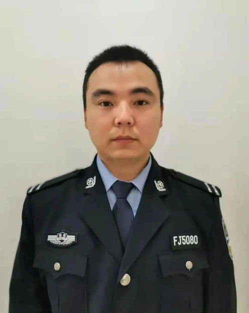 下井救人女辅警破格晋升